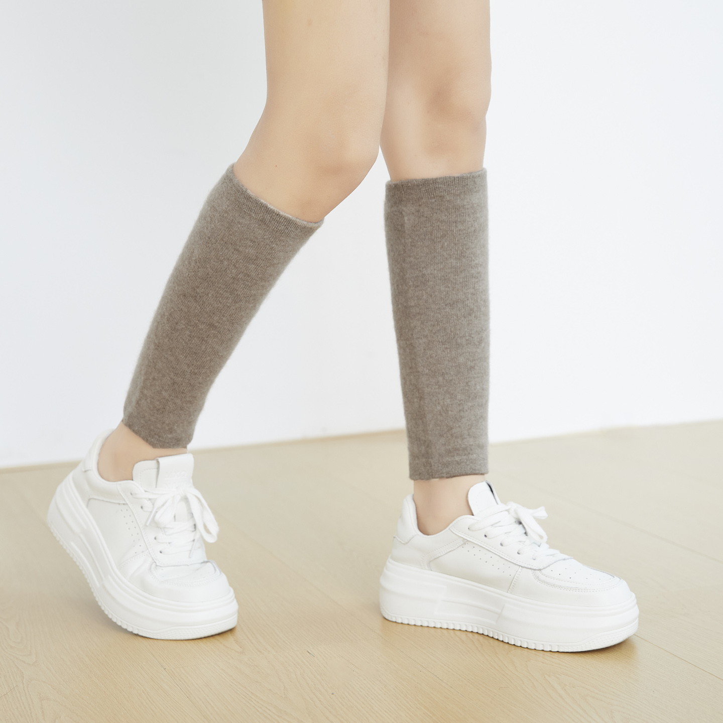 여성용 순수 캐시미어 니트 이음매 없는 무릎 패드, 단 - Knee Sleeve Pair 리뷰 및 가격